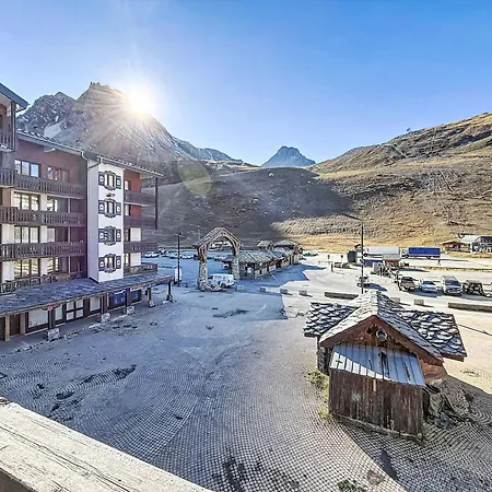 Rond Point Des Pistes - Val Claret-2 By Interhome 蒂涅